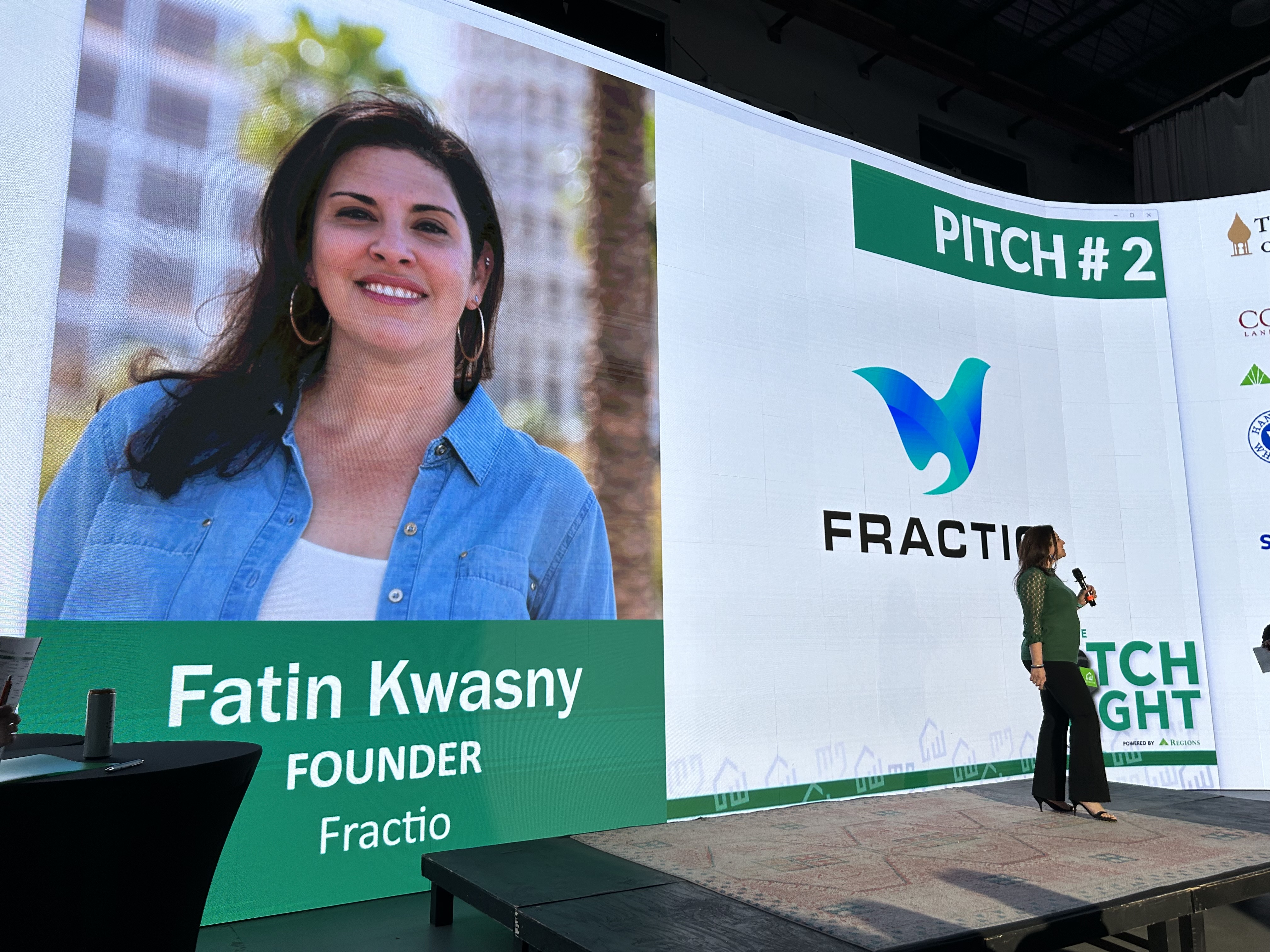 Martika Brianne Jones speaking to founders during a BŪP INNO session in Tampa.